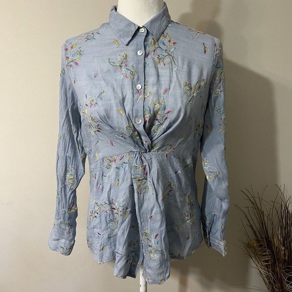HOPE SPRINGS Top Size S Floral Embroider Dusty Blue Crinkle Button Down Twist - Picture 1 of 12
